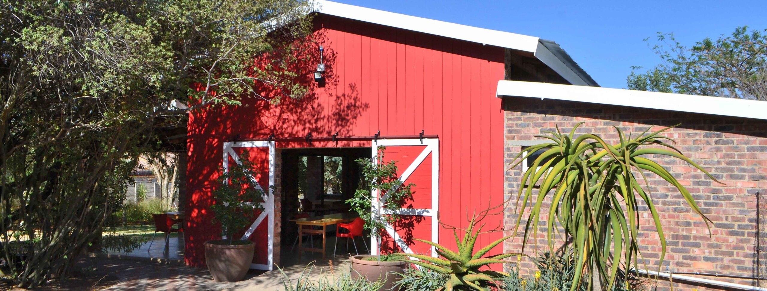 The front of The Barn on Boundary Party Venue building.